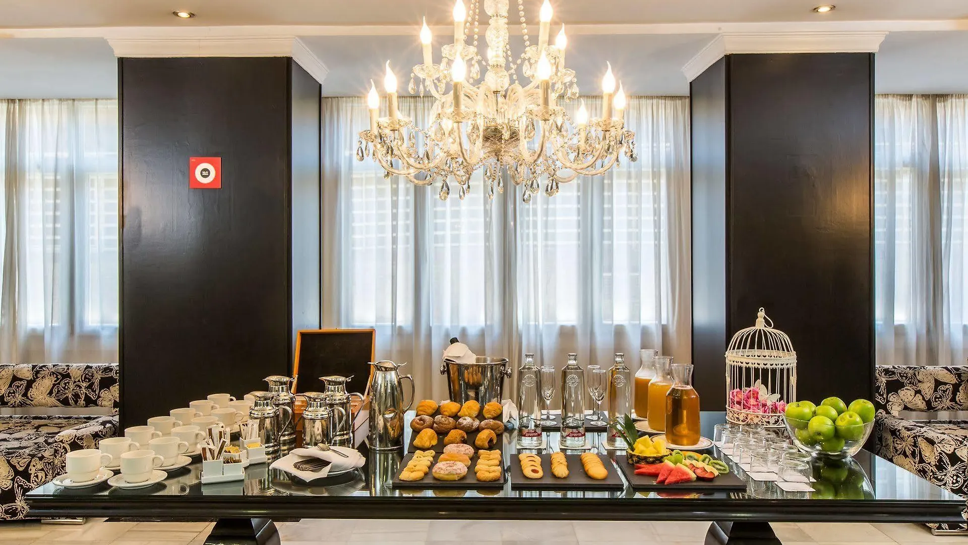 Leonardo Hotel Granada
